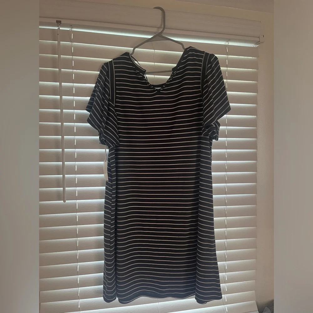 TSHIRT DRESS!💕 - Picture 5 of 6